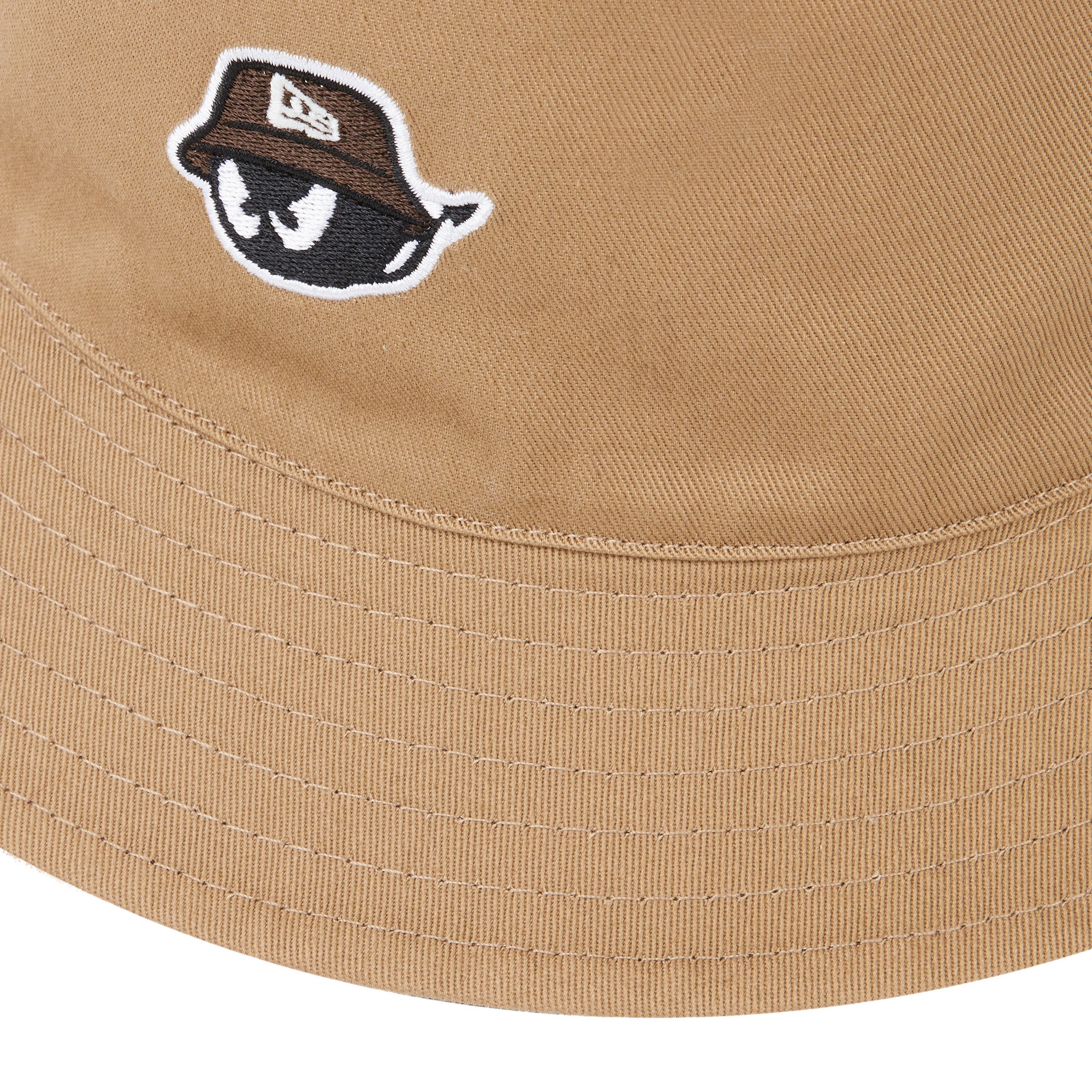 UNISEX NEW ERAリバーシブルバケットハット ベージュ