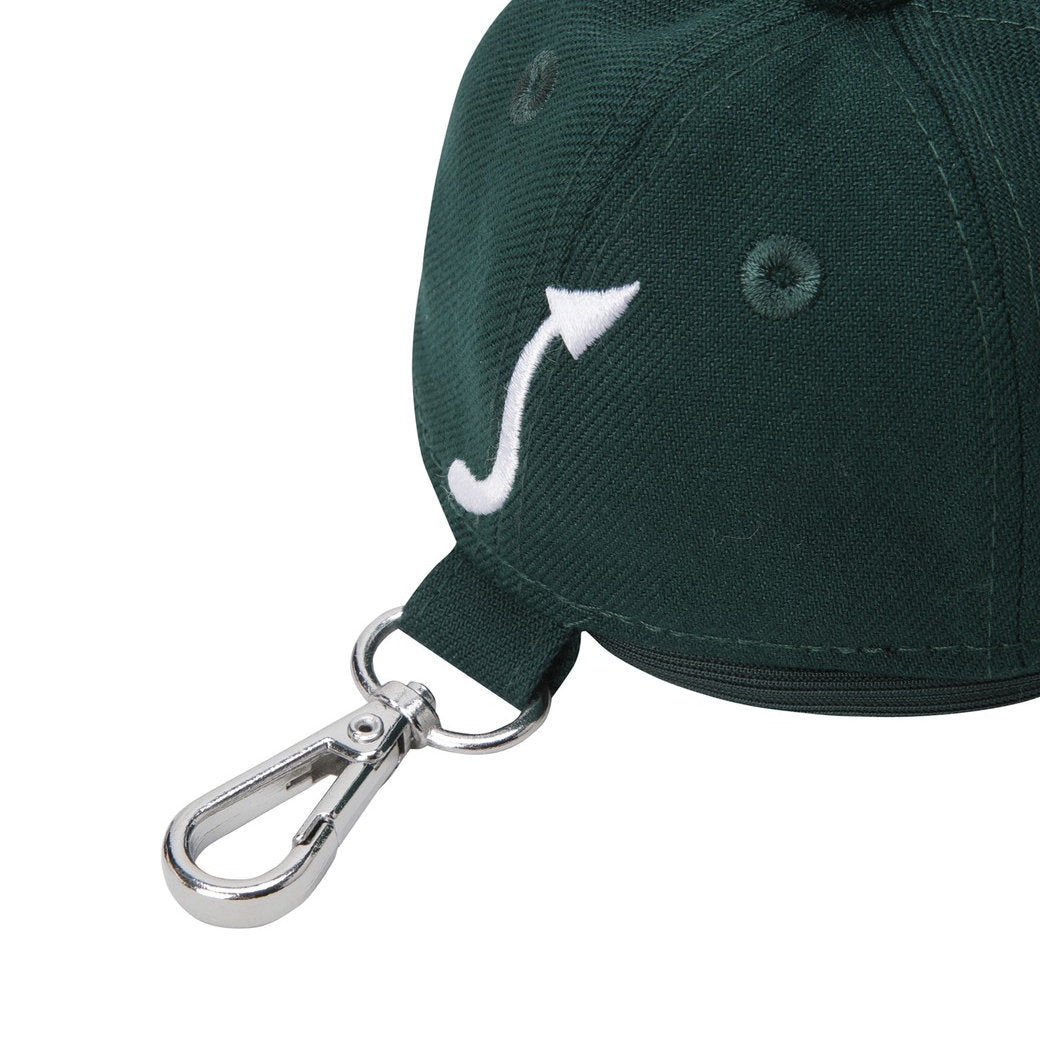 UNISEX NEW ERA FACE WAACKY CAPボールポーチ ダークグリーン