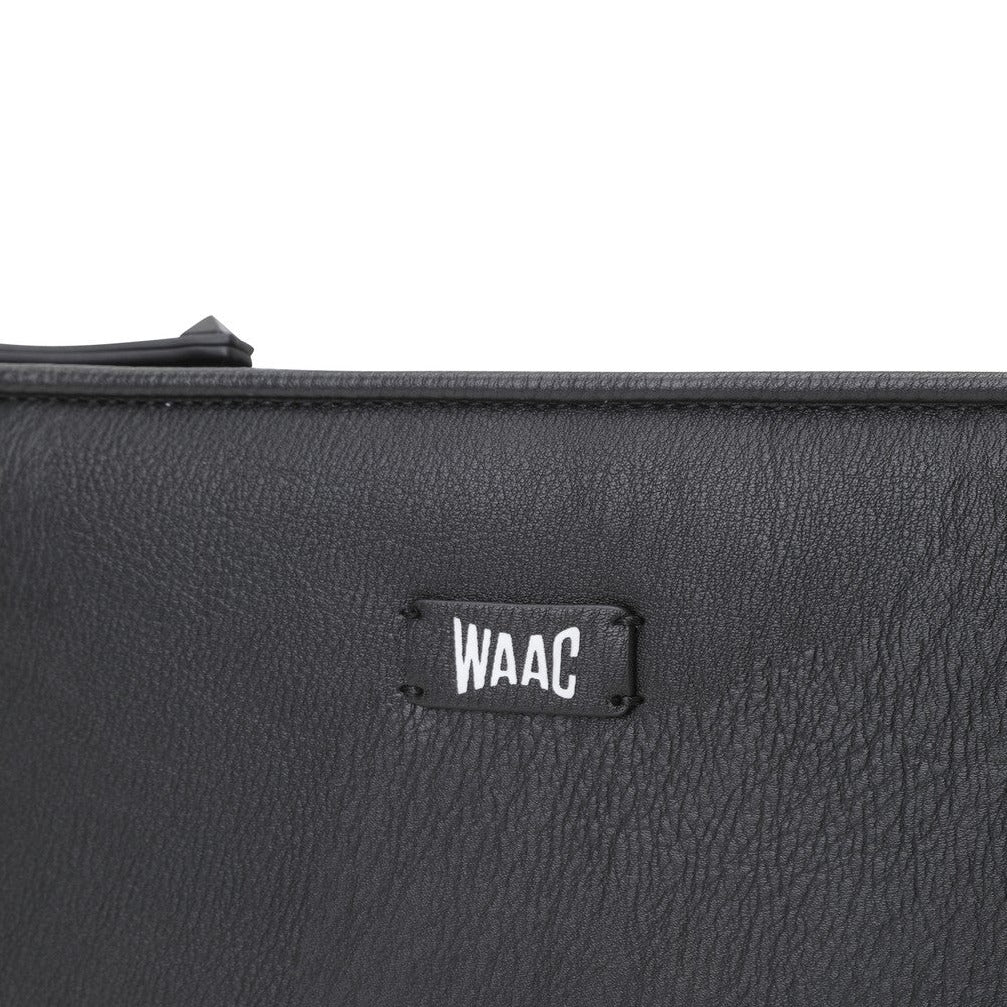 UNISEX ロゴクラッチバッグ ブラック