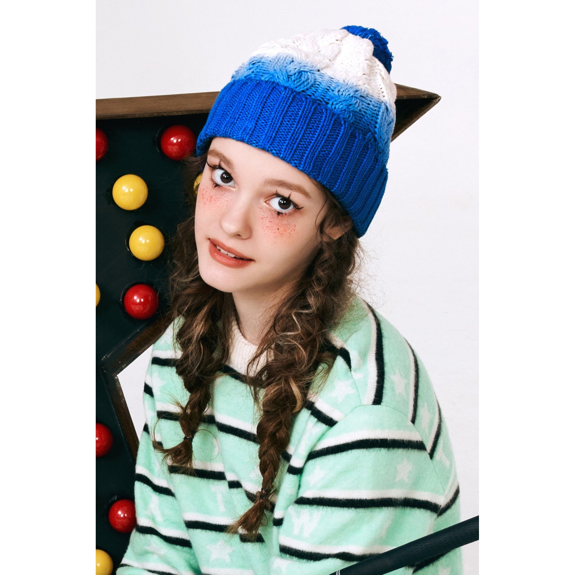 WOMEN ポンポンビーニー ブルー