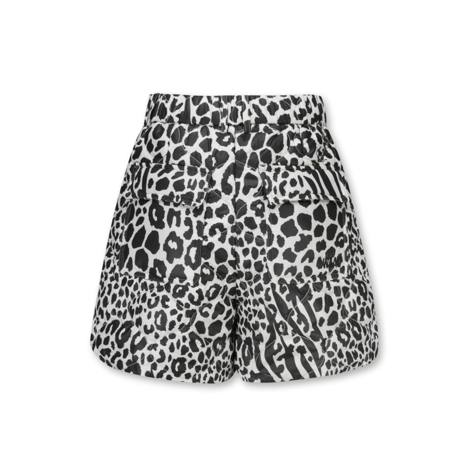 WOMEN パディングショートパンツ ホワイト