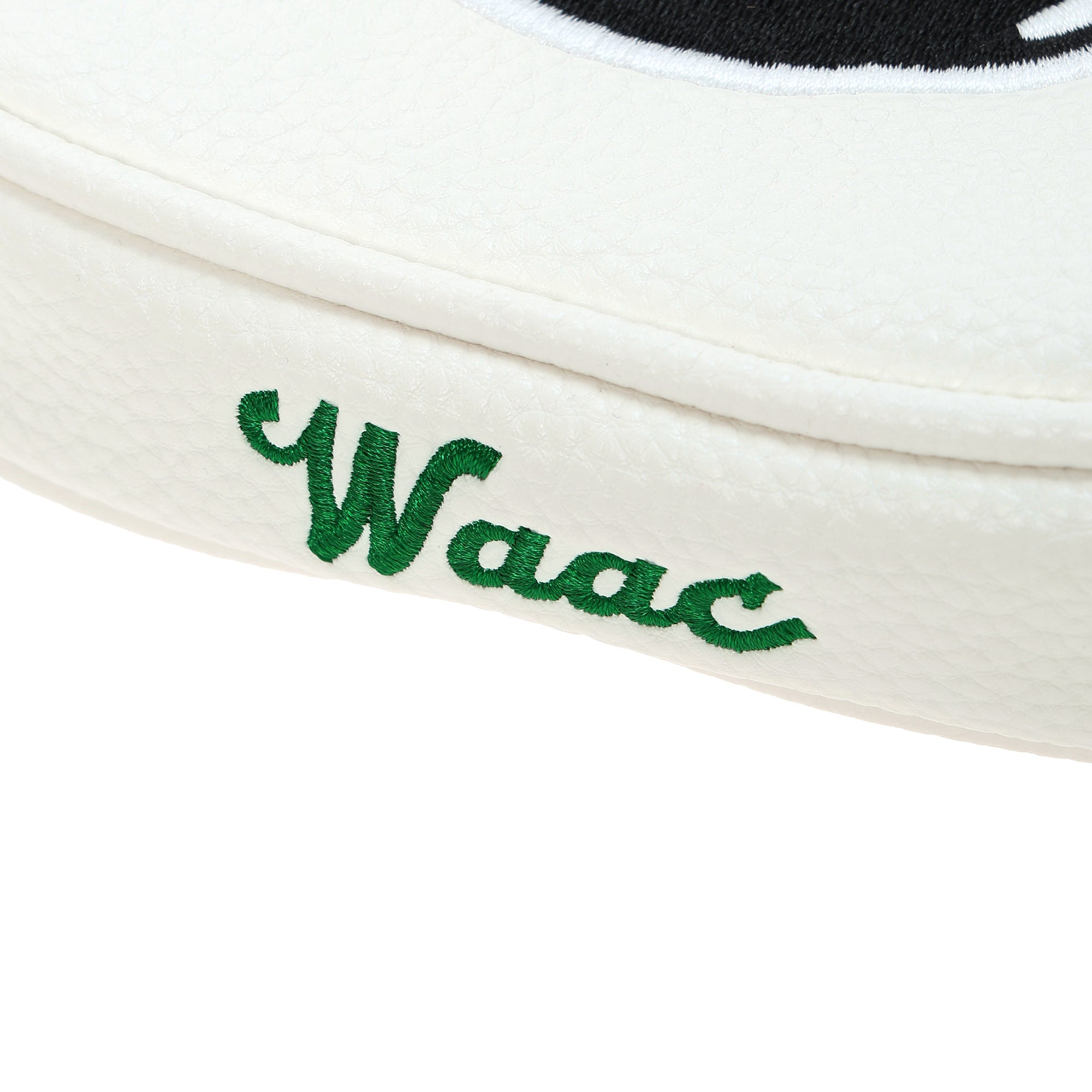 【25SS 新作】UNISEX BUCKET WAACKY マレットパターカバー ホワイト