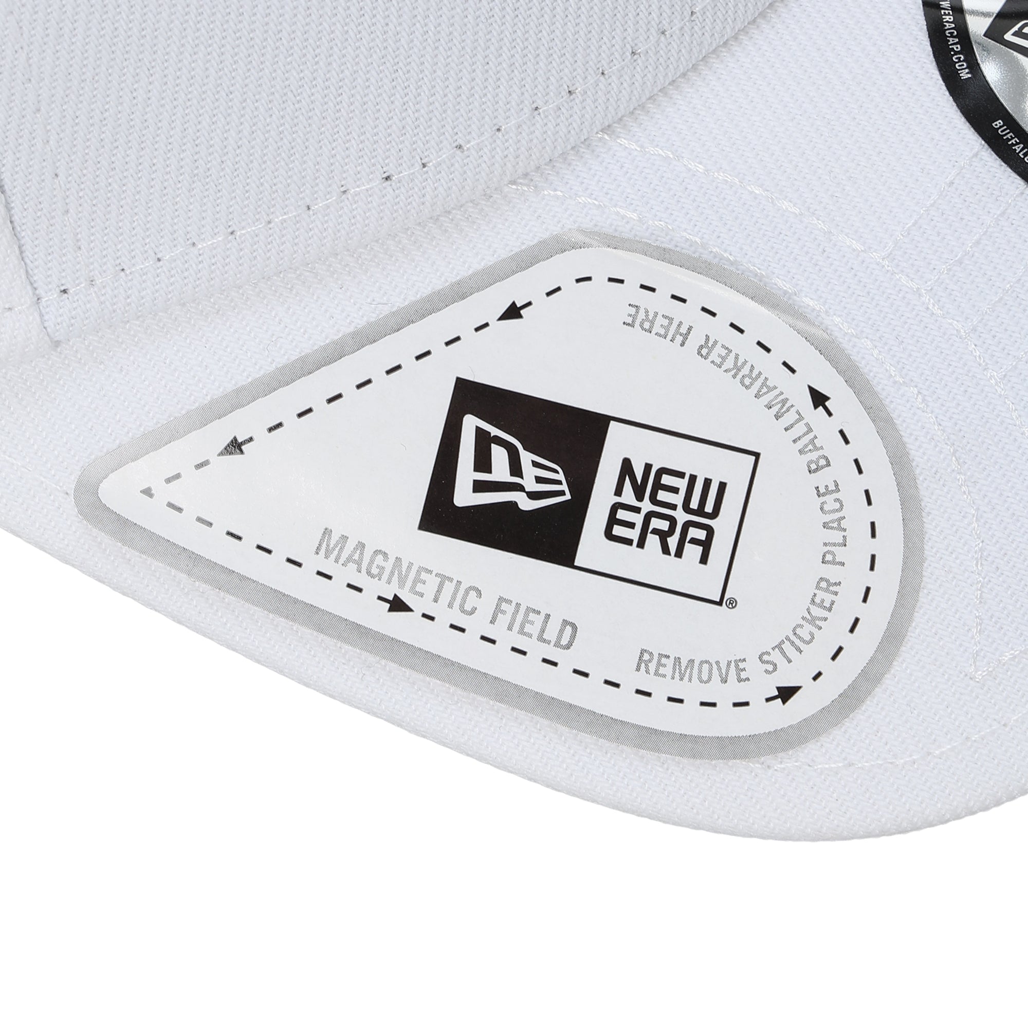 UNISEX NEW ERA×WAAC 9FORTYマーカー付きキャップ ホワイト