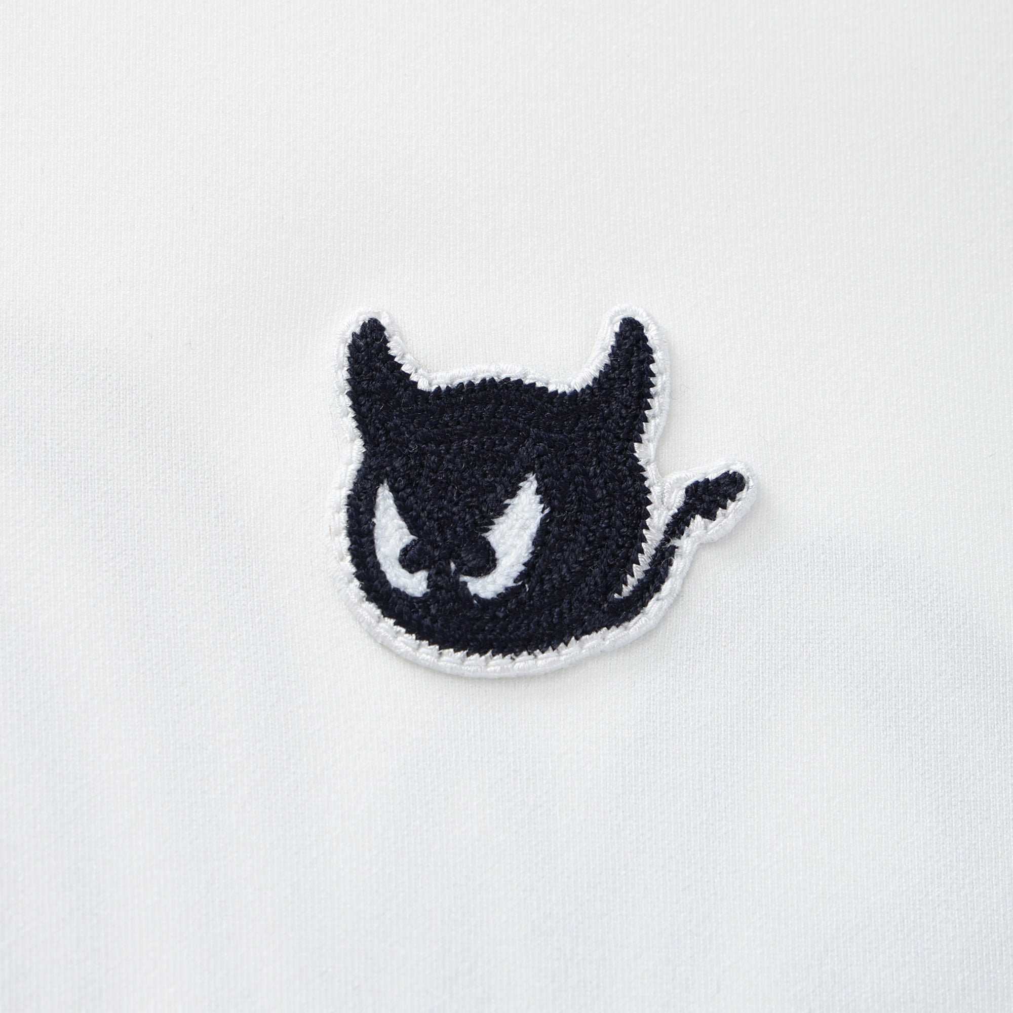 WOMEN バックロゴ ダンボールニットフーディー ホワイト