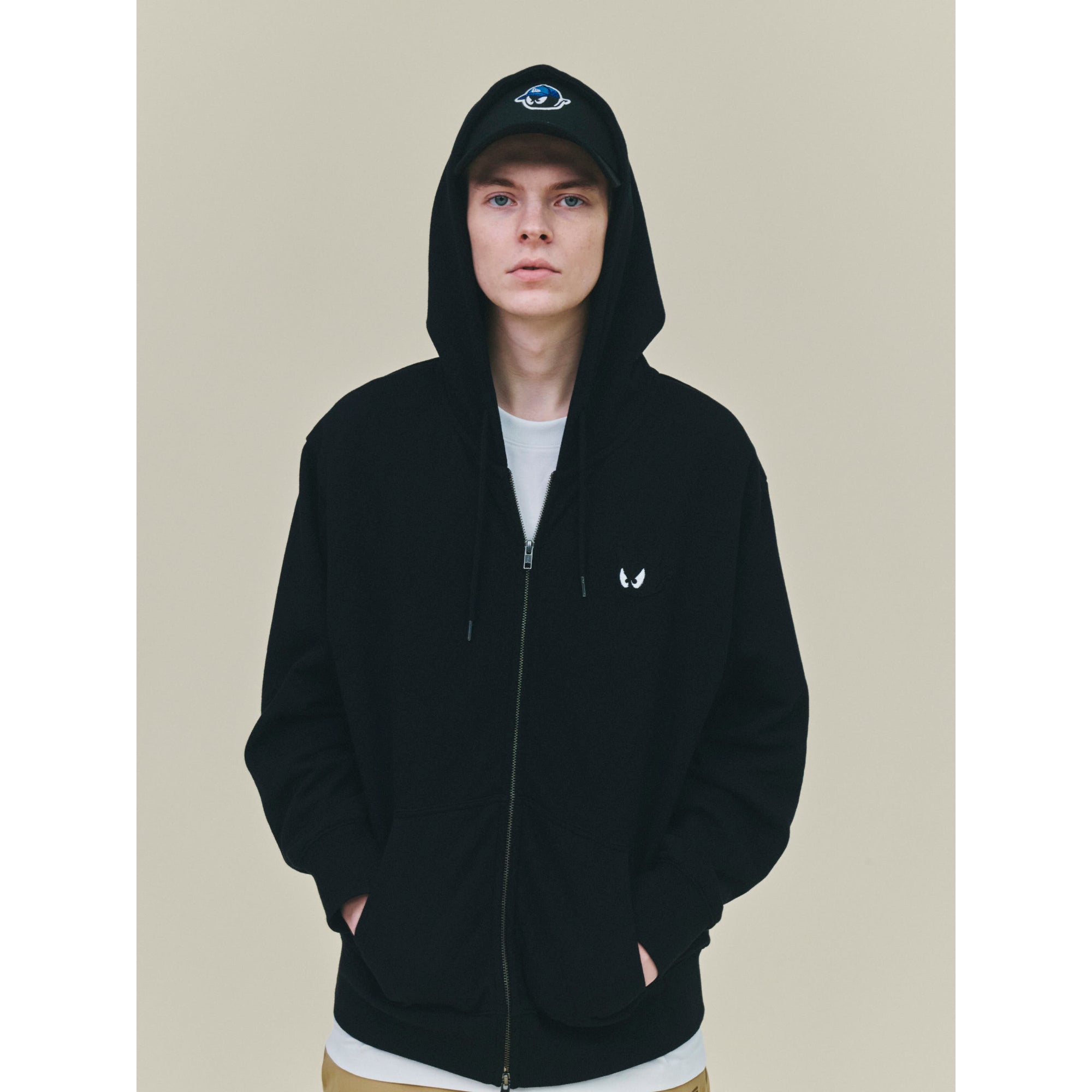 UNISEX ジップアップフーディ ブラック