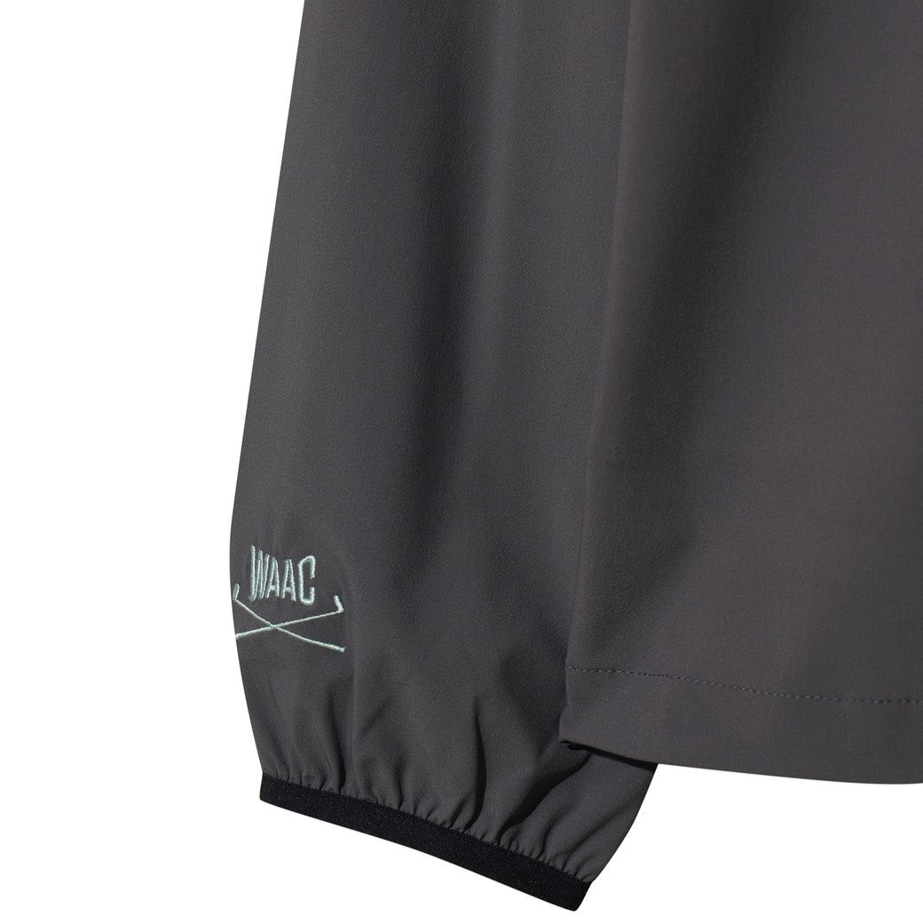 MEN カーブロゴ プルオーバー チャコール