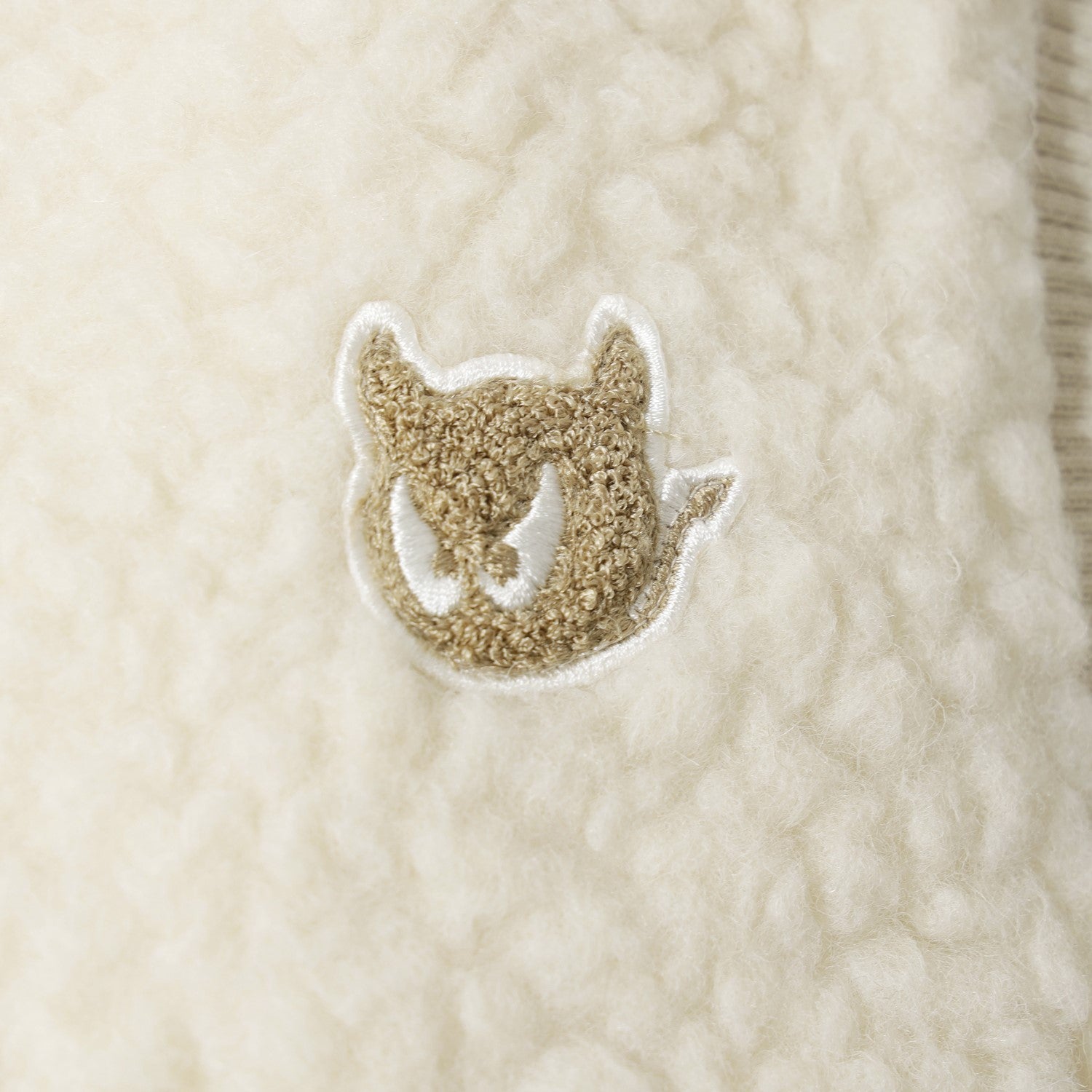 WOMEN フーディージップベスト アイボリー