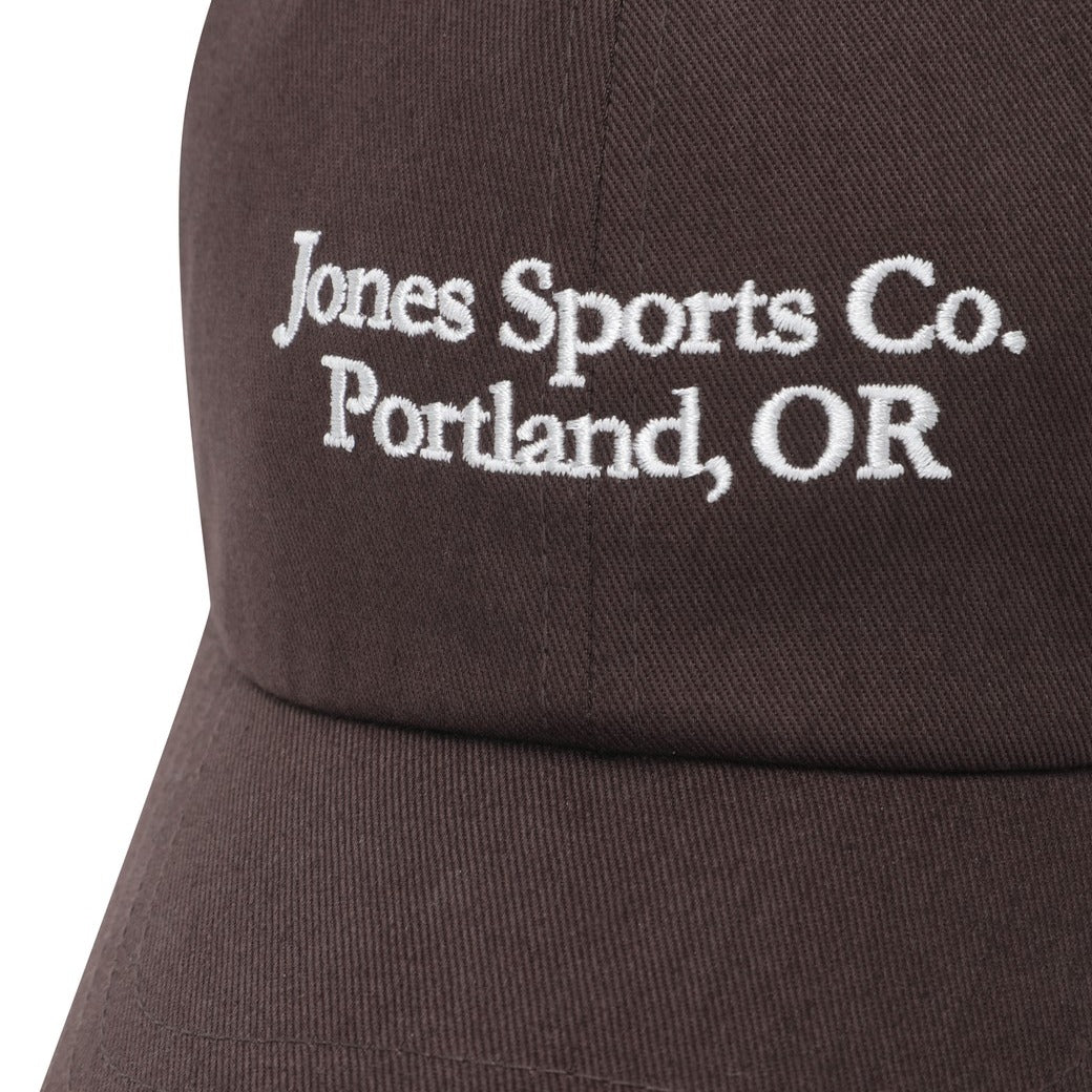 【WAAC X JONES】UNISEX タイポグラフィーキャップ ブラウン