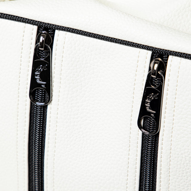 JONES】UNISEX シューズバッグ ホワイト