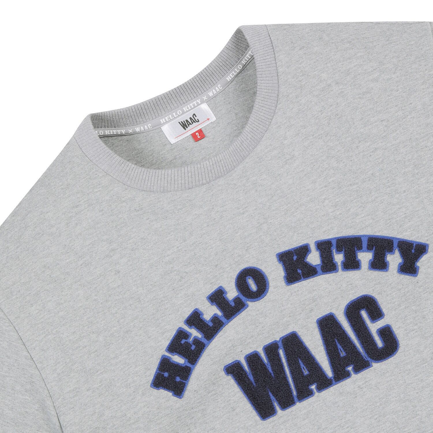 【HELLO KITTY × WAAC】UNISEX ハローキティコラボ ロゴTシャツ グレー / 072322070