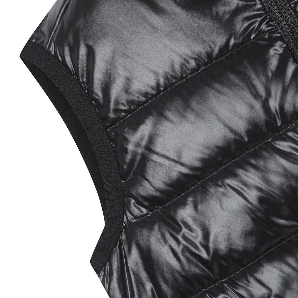 WOMEN エッセンシャルライト ダウンベスト